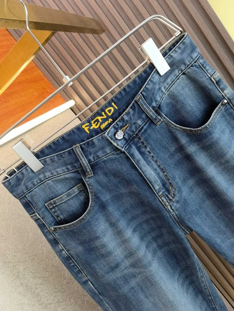 Trendsetting Fendi Jeans 122724