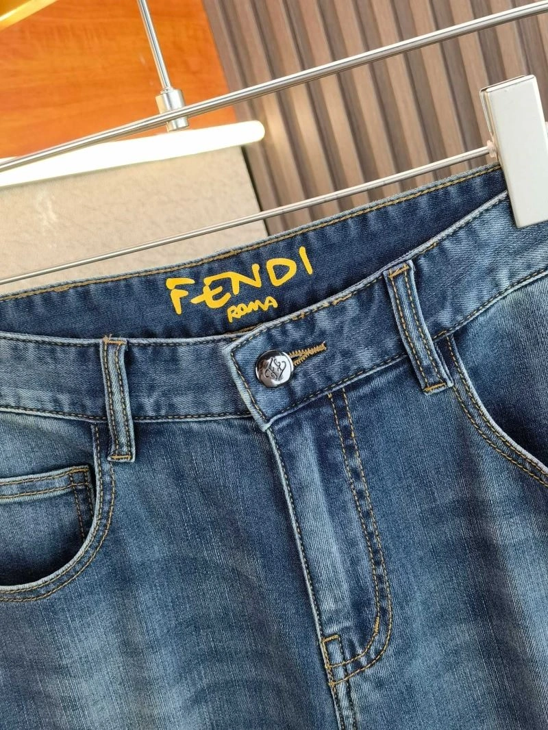 Trendsetting Fendi Jeans 122724