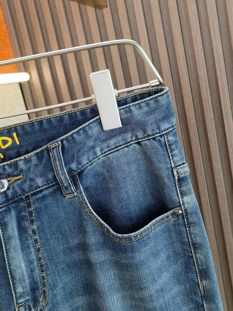 Trendsetting Fendi Jeans 122724