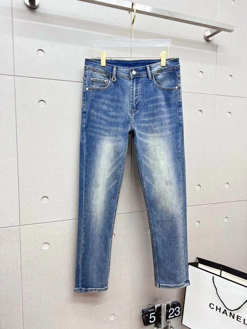 Youthful Fendi Jeans 122723