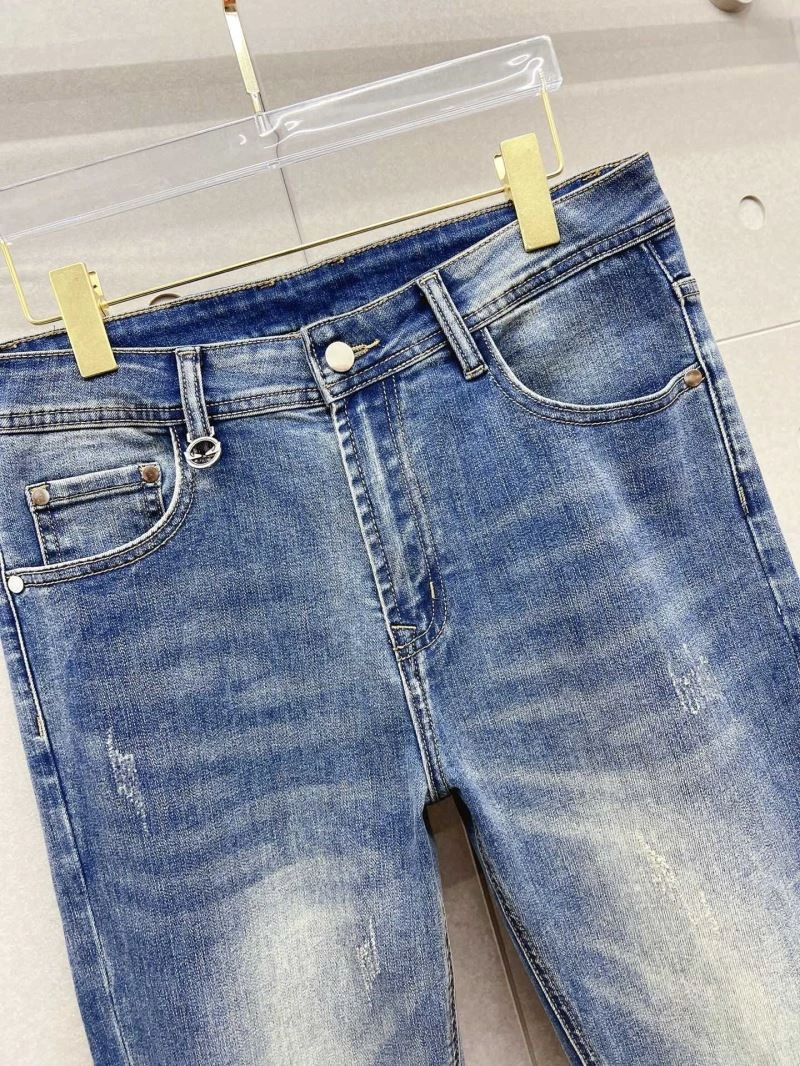 Youthful Fendi Jeans 122723