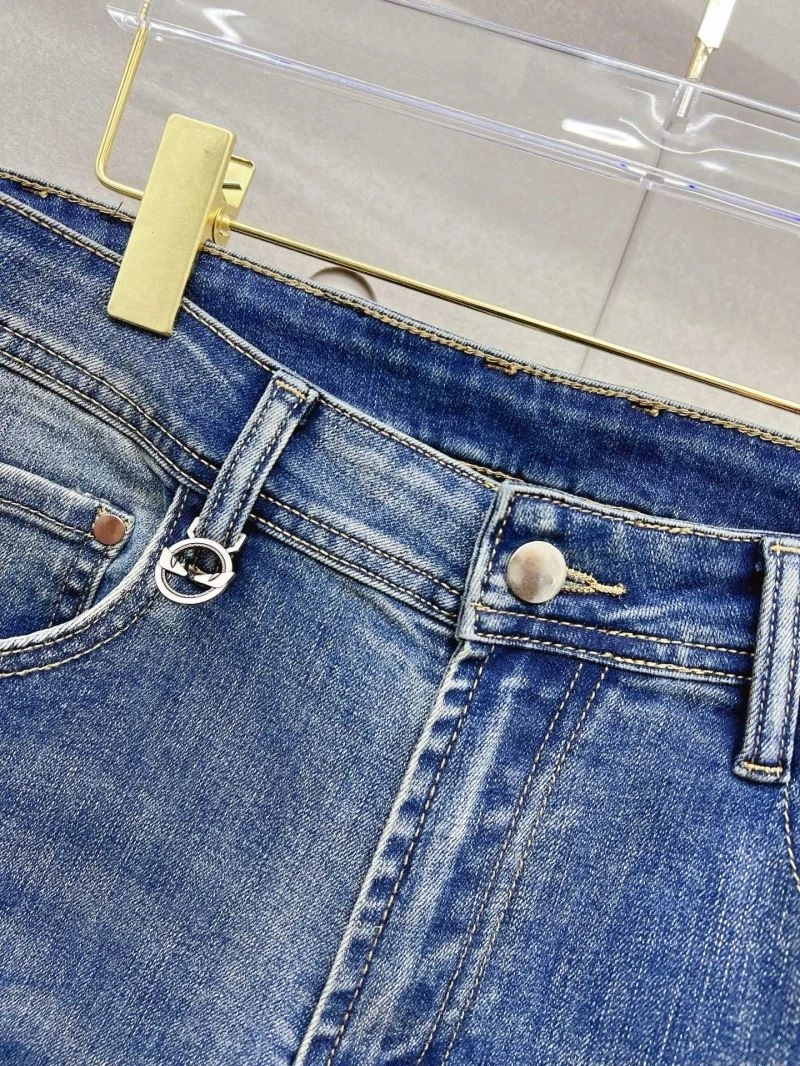 Youthful Fendi Jeans 122723