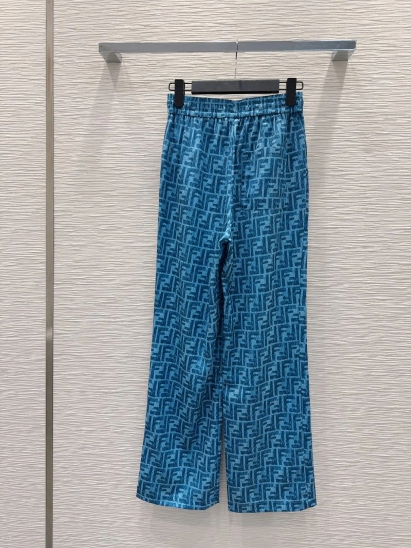 Flexible Fendi Jeans 120624