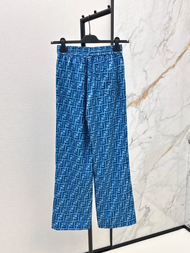 Trendsetting Fendi Jeans 120487