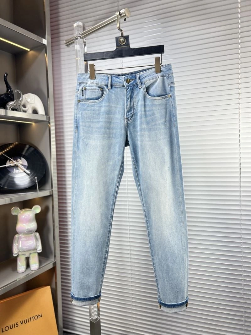 Fendi Jeans Sleek 122541