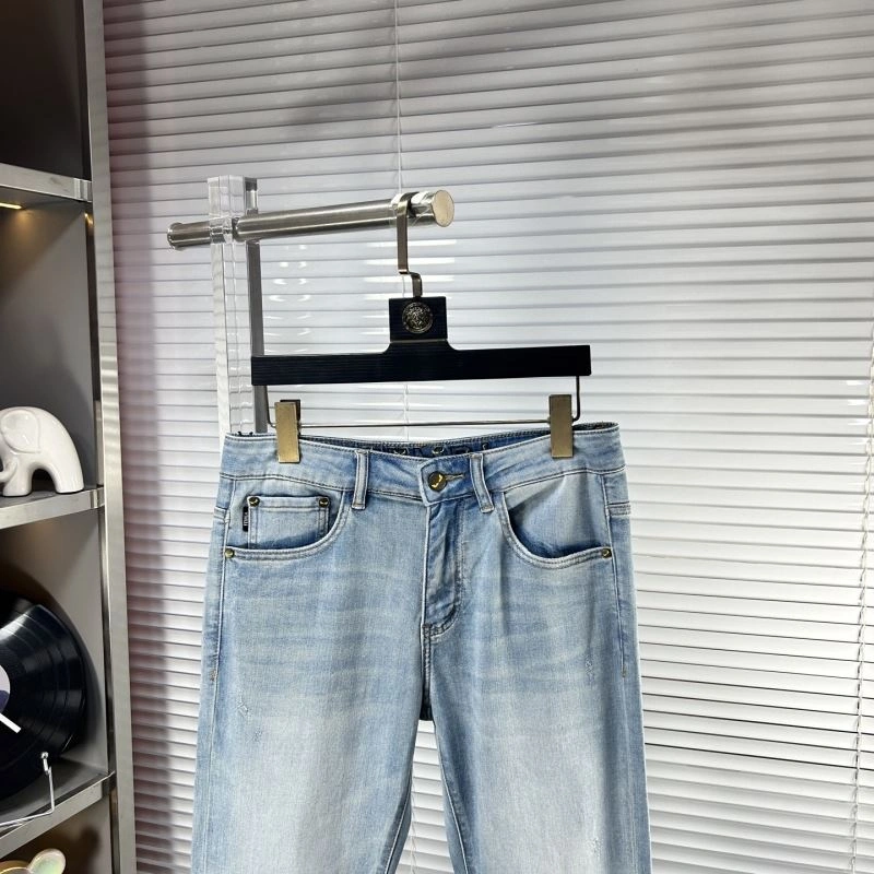 Fendi Jeans Sleek 122541