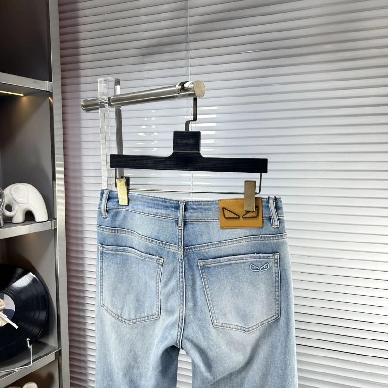 Fendi Jeans Sleek 122541