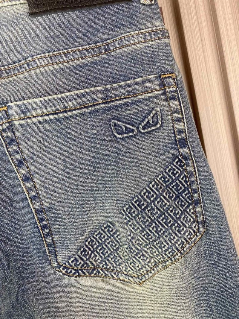 TechFriendly Fendi Jeans 122542
