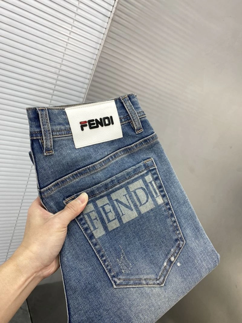Seasonal Fendi Jeans 122508