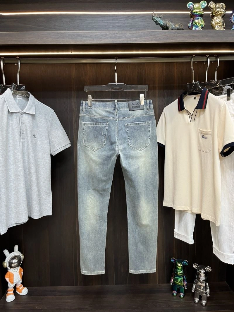 Fendi Jeans ComfortFit 122506