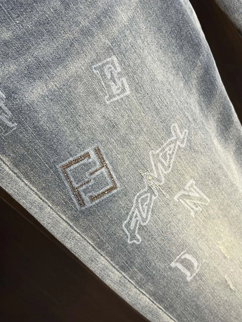 Fendi Jeans ComfortFit 122506