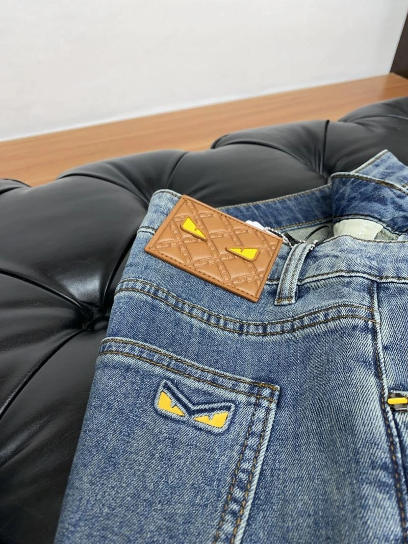 Fendi Jeans Snug 122475