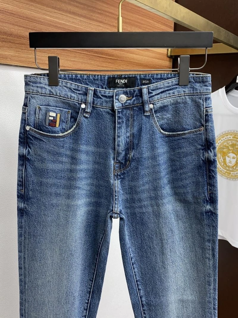 Trendsetting Fendi Jeans 122505