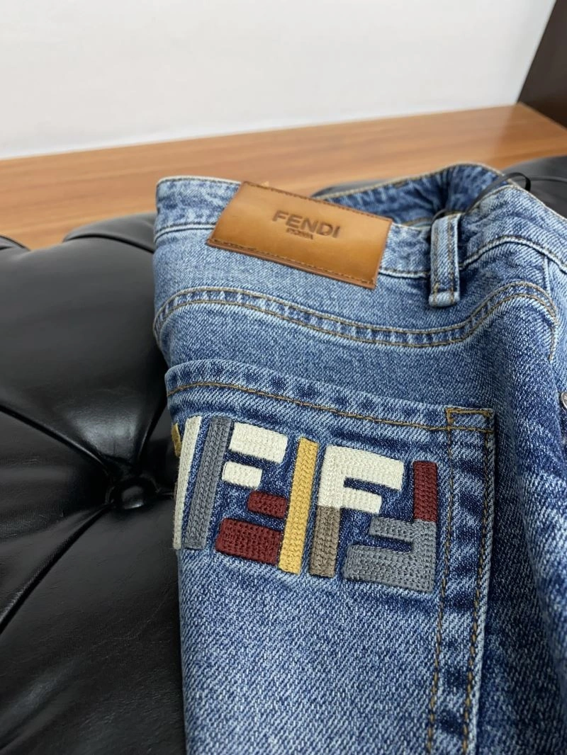 Trendsetting Fendi Jeans 122505