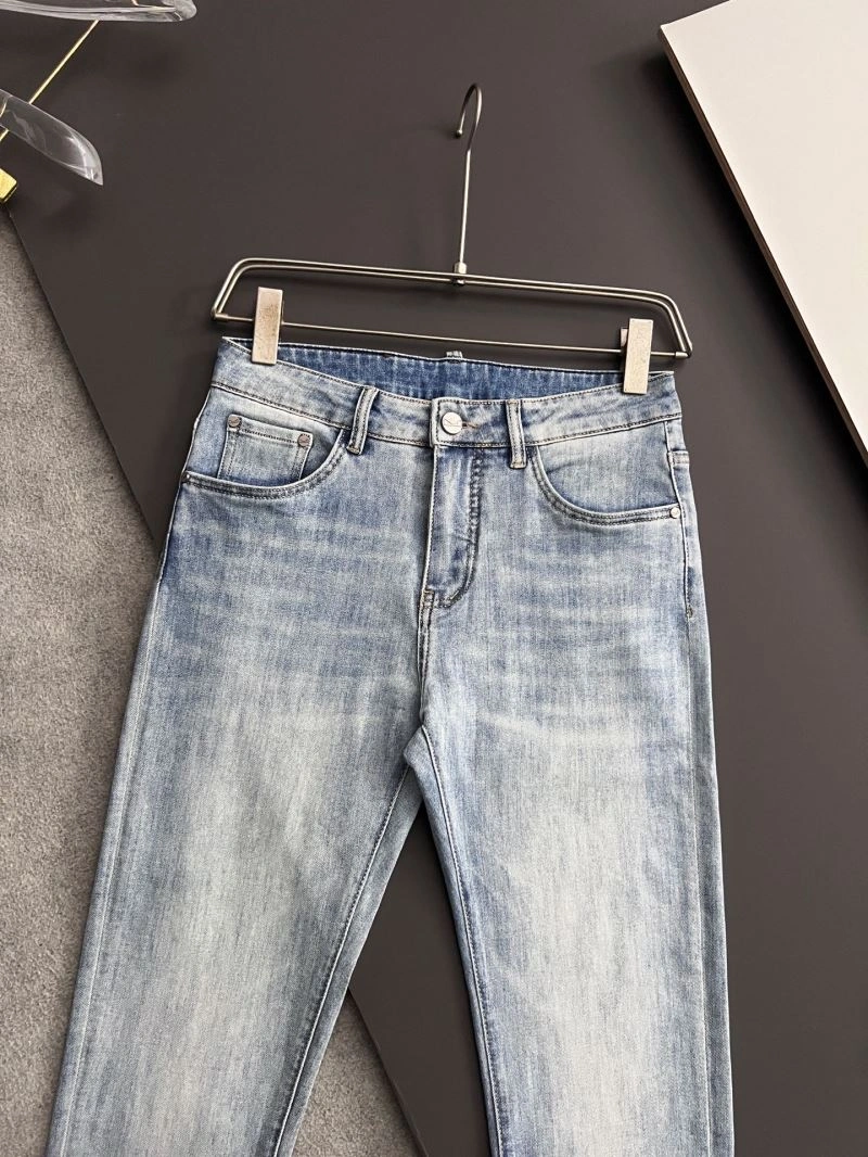 Sleek Fendi Jeans 122503