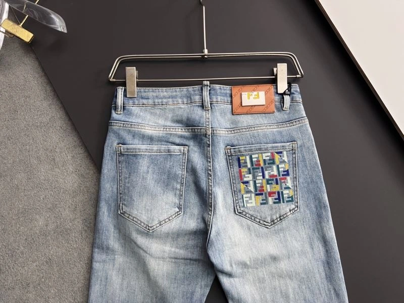 Sleek Fendi Jeans 122503