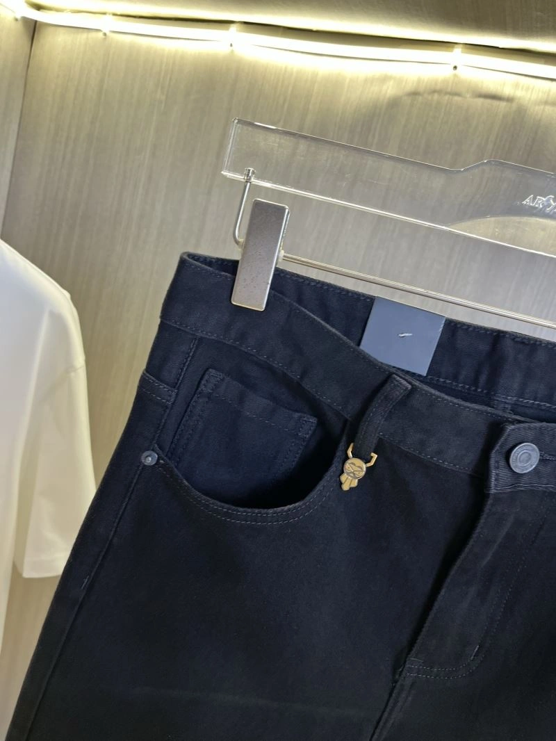 Effortless Fendi Jeans 122182