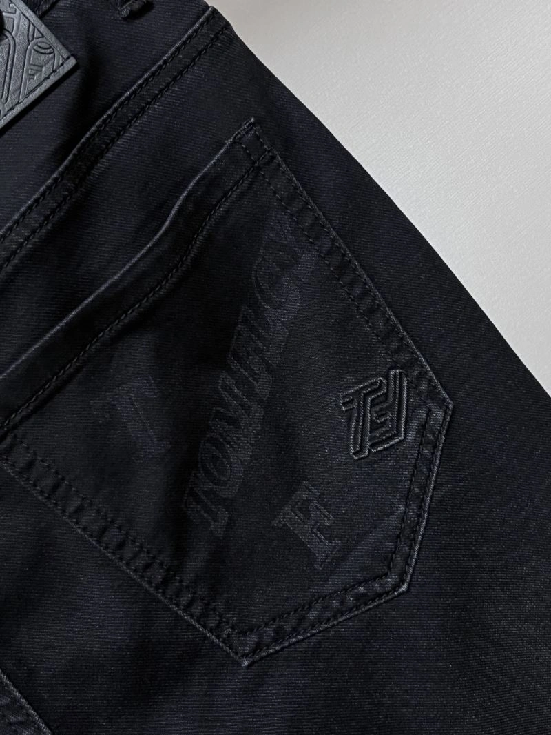 Fendi Jeans Trendsetting 122215