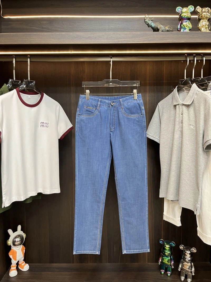 WeatherProof Fendi Jeans 122178