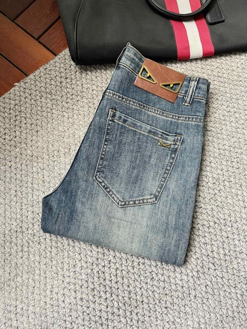 Bold Fendi Jeans 122167