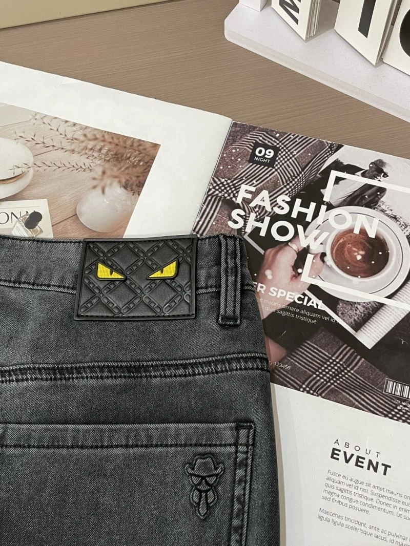 Versatile Fendi Jeans 122148
