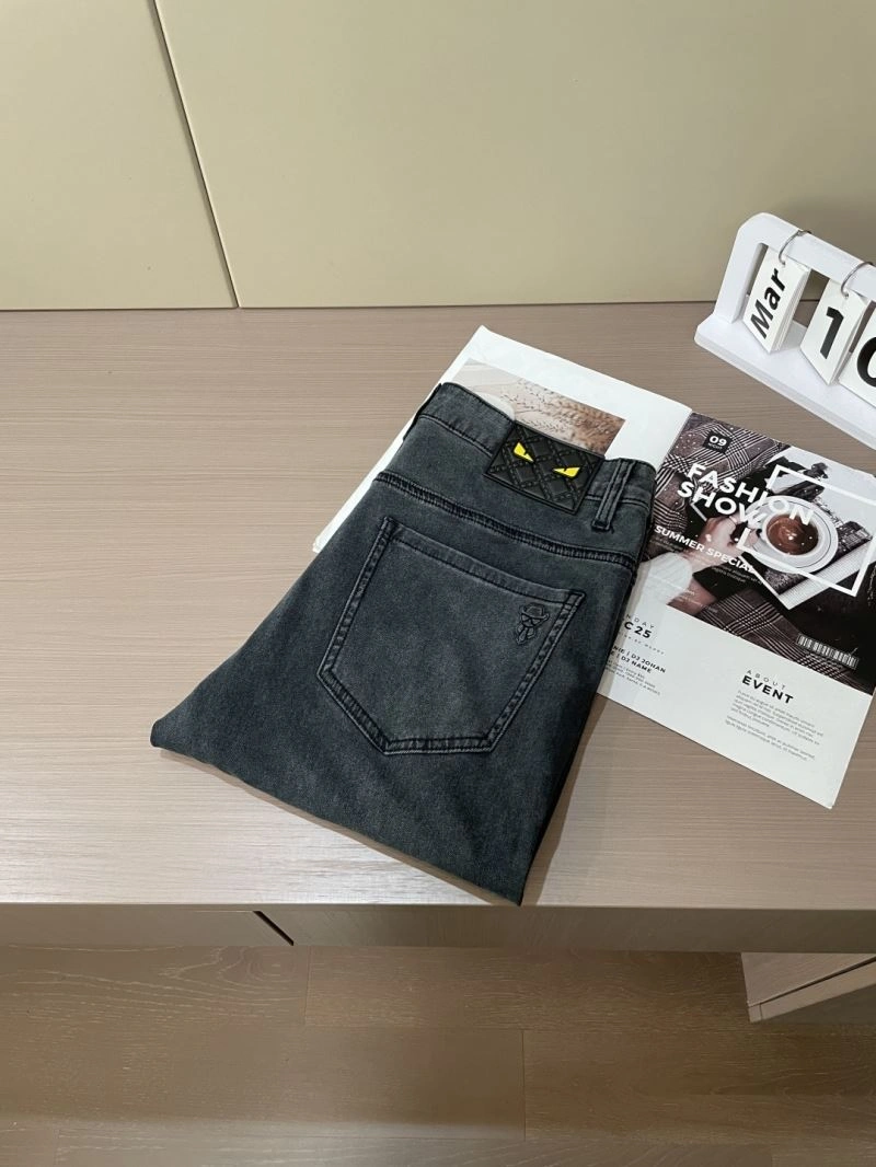 Versatile Fendi Jeans 122148