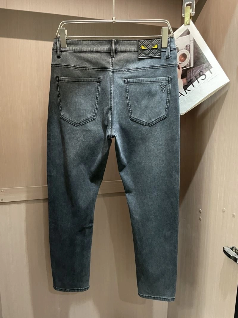 Versatile Fendi Jeans 122148