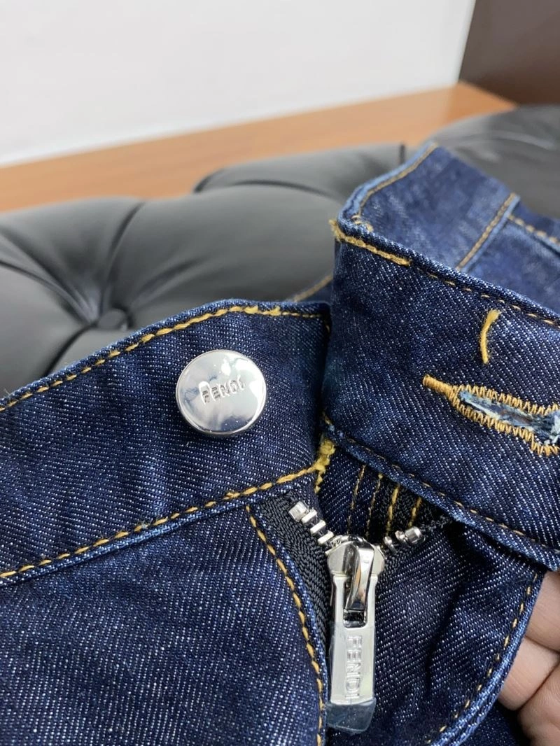 Stylish Fendi Jeans 122156