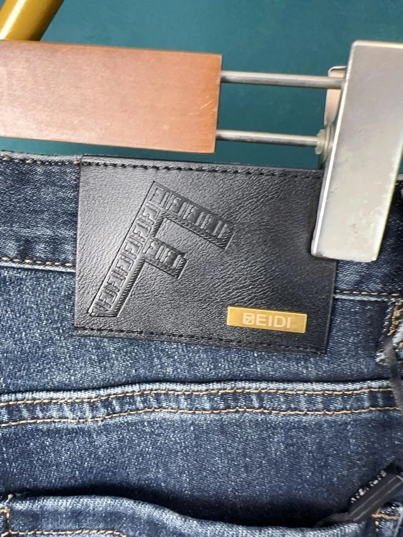 MultiPurpose Fendi Jeans 121601