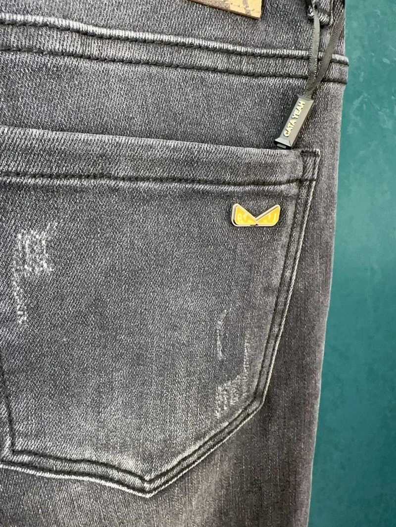 Sustainable Fendi Jeans 121600