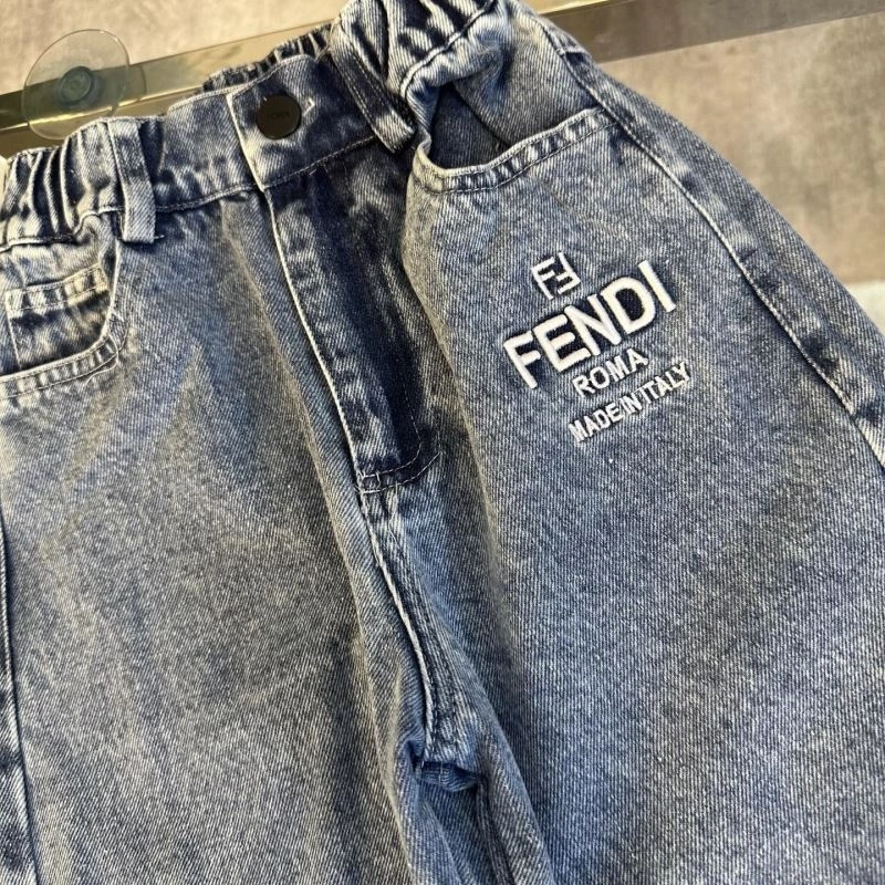 Fendi Kids Compact 121223