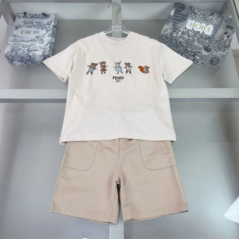 Fashionable Fendi Kids 121172