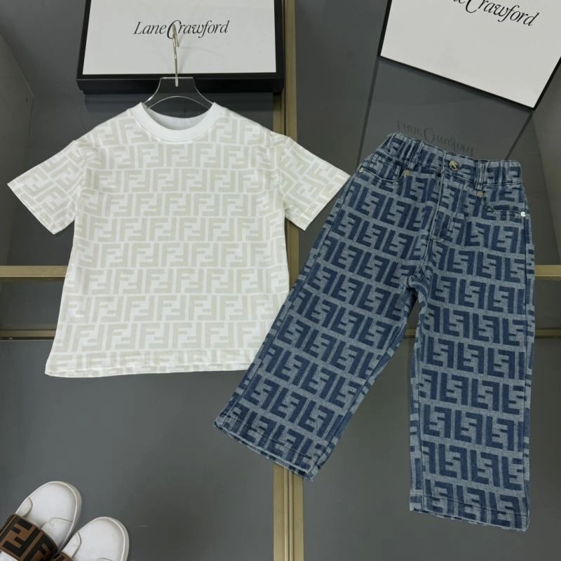 Fendi Kids Stylish 121094