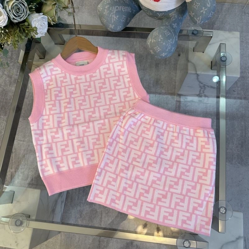 Fashionable Fendi Kids 121038