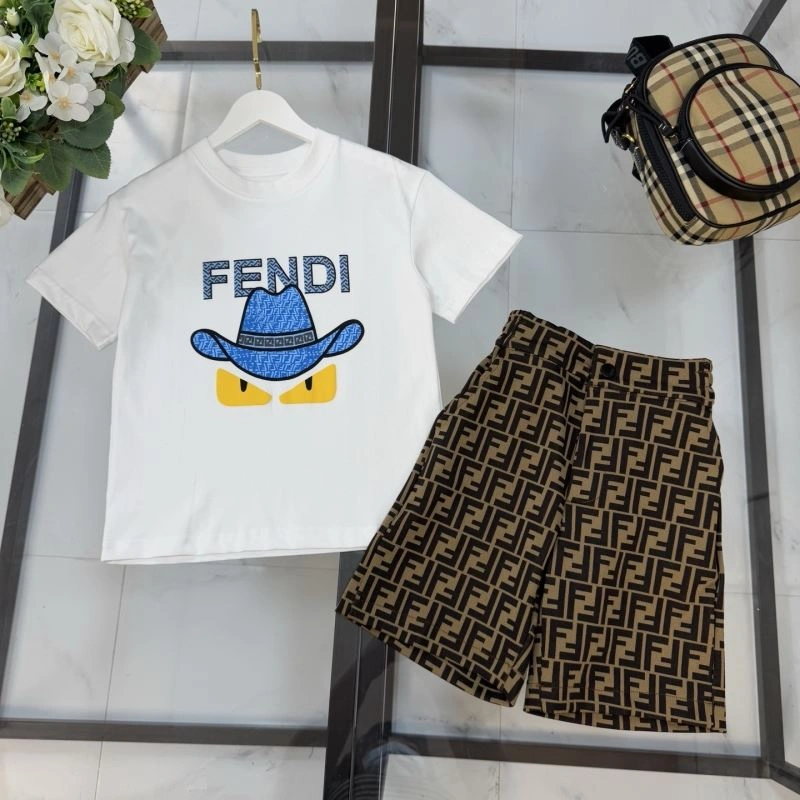 Versatile Fendi Kids 121019