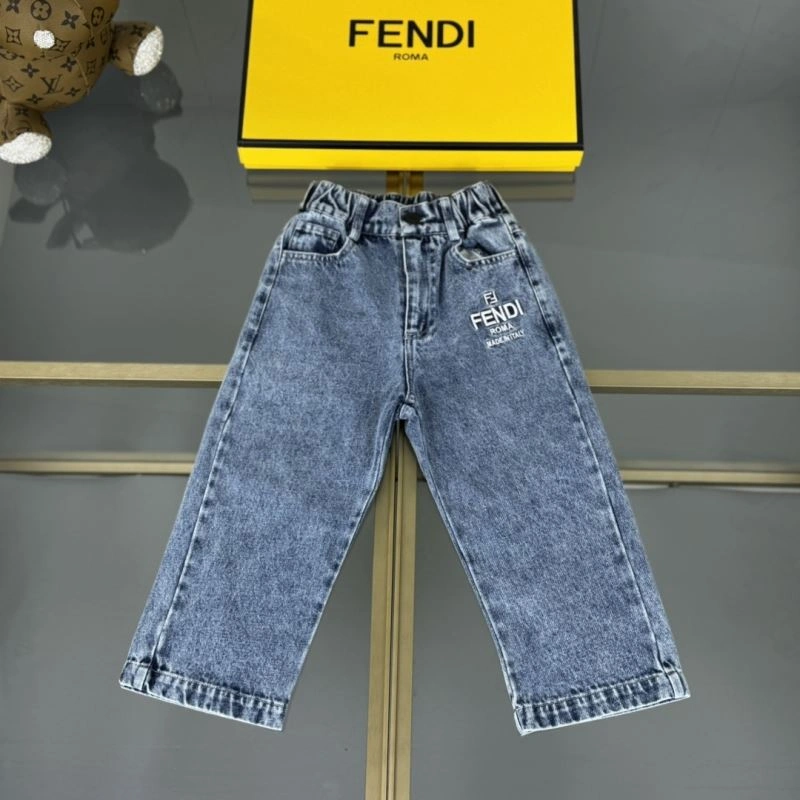 Modern Fendi Kids 120950