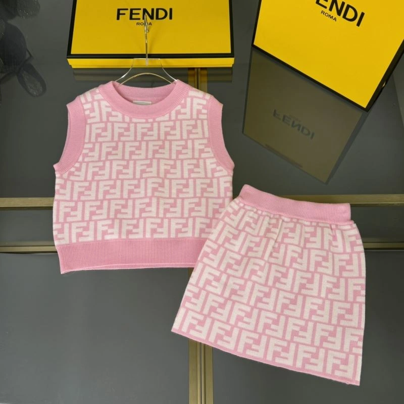 Chic Fendi Kids 120941