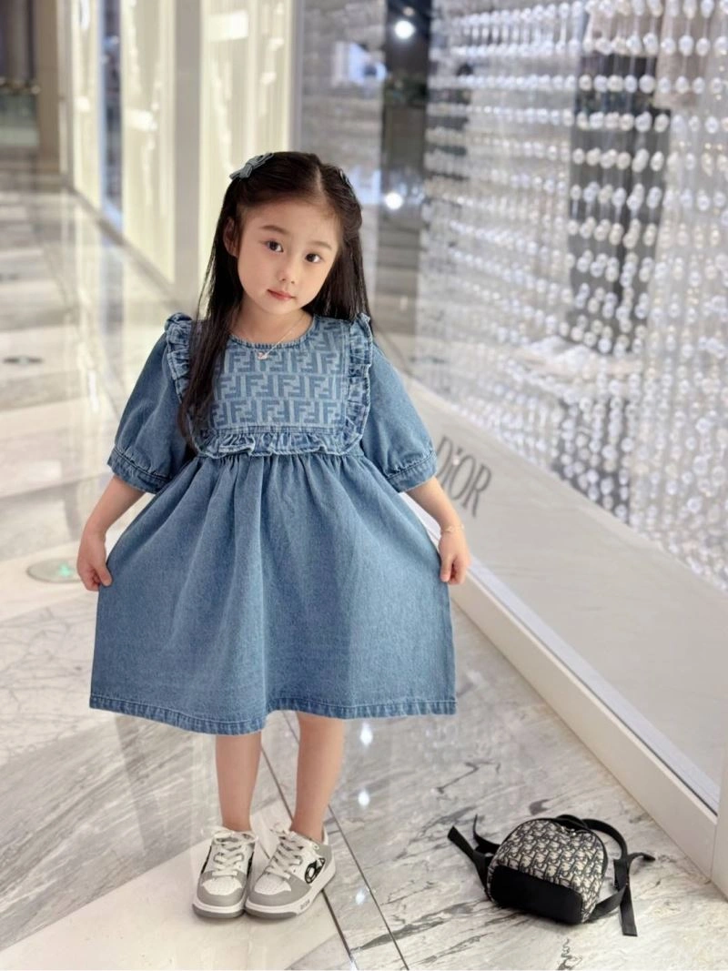 Chic Fendi Kids 120905