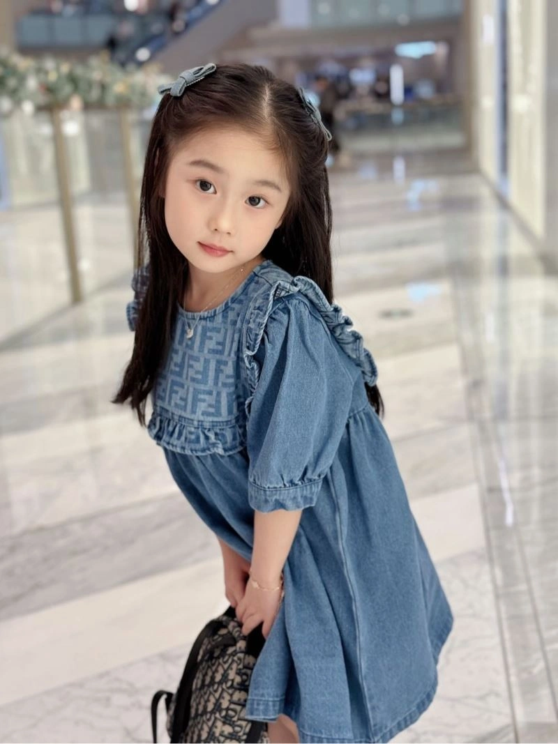 Chic Fendi Kids 120905