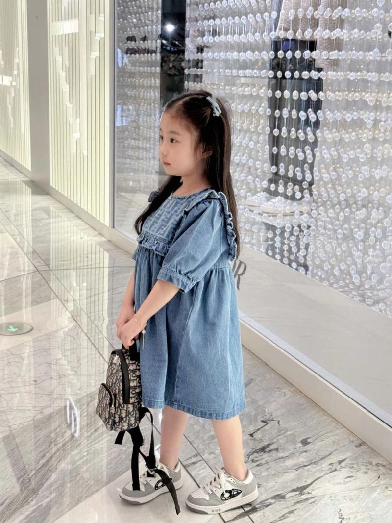 Chic Fendi Kids 120905