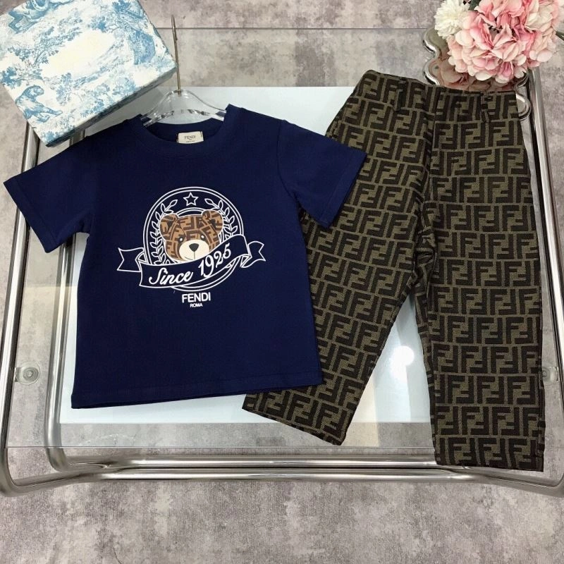 Fendi Kids Seasonal 121371