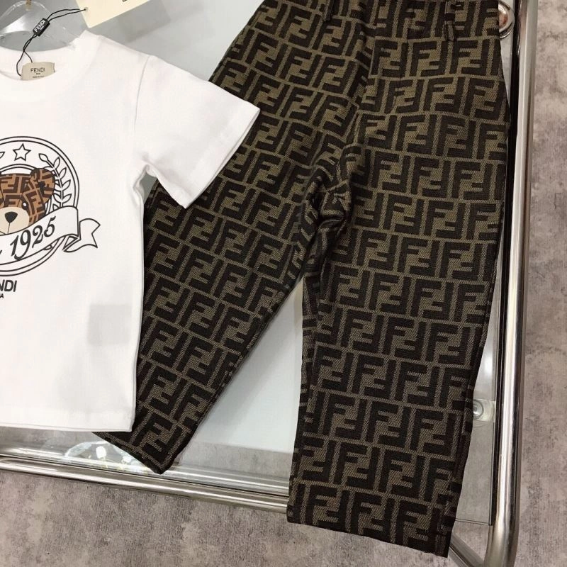 Fendi Kids Comfortable 121383