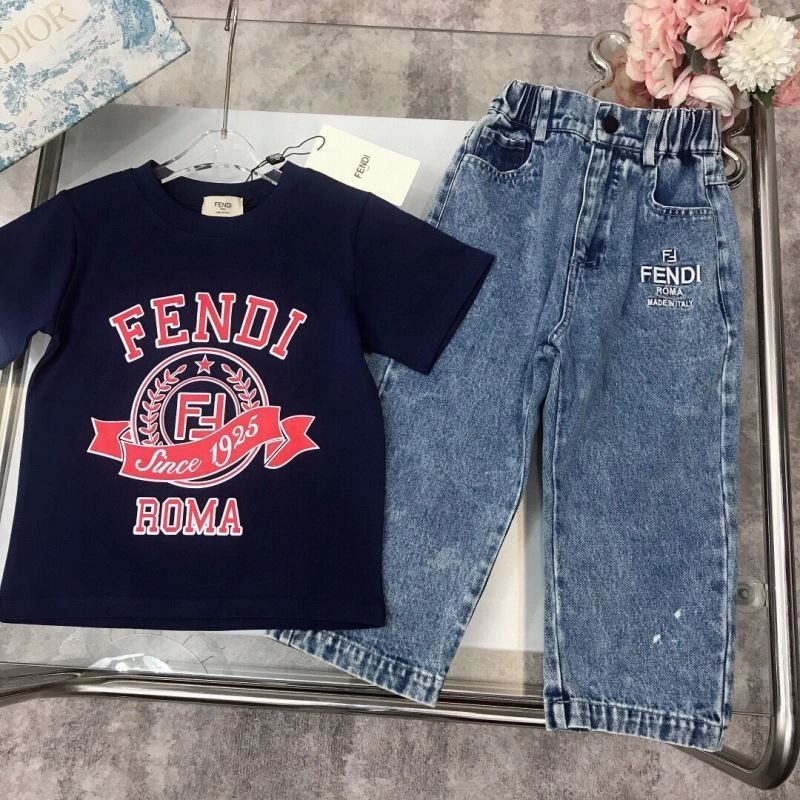 Fendi Kids Sleek 121358