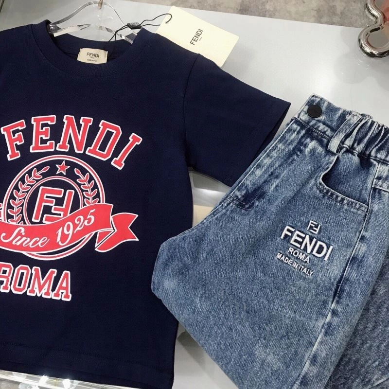 Fendi Kids Sleek 121358