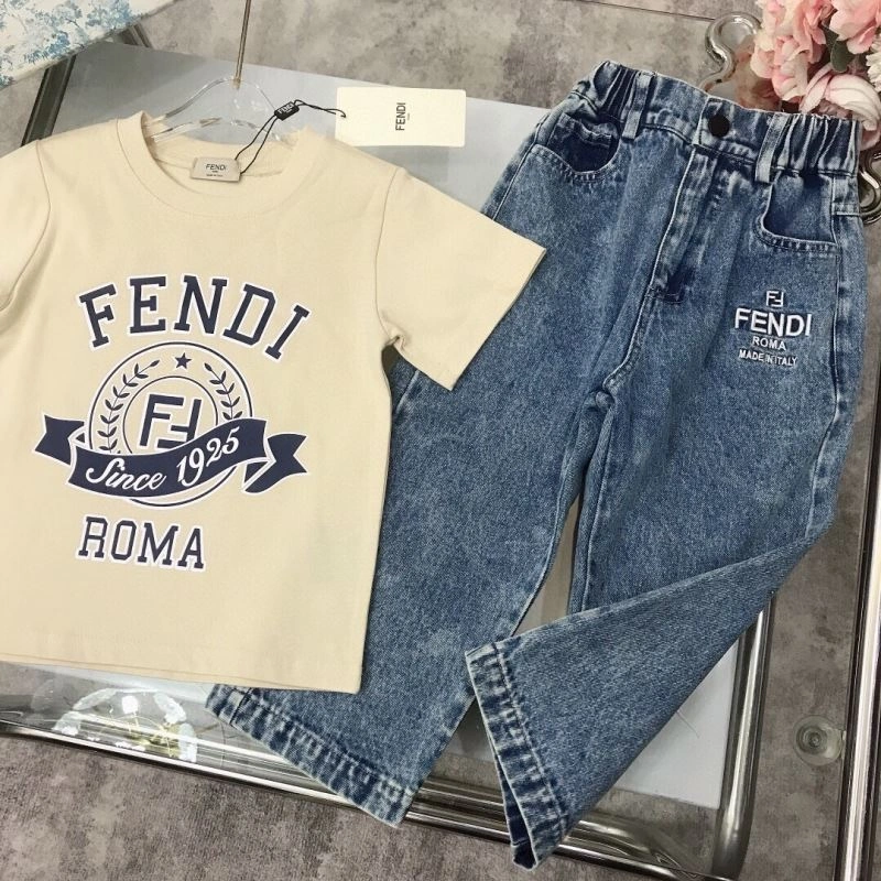 Practical Fendi Kids 121381