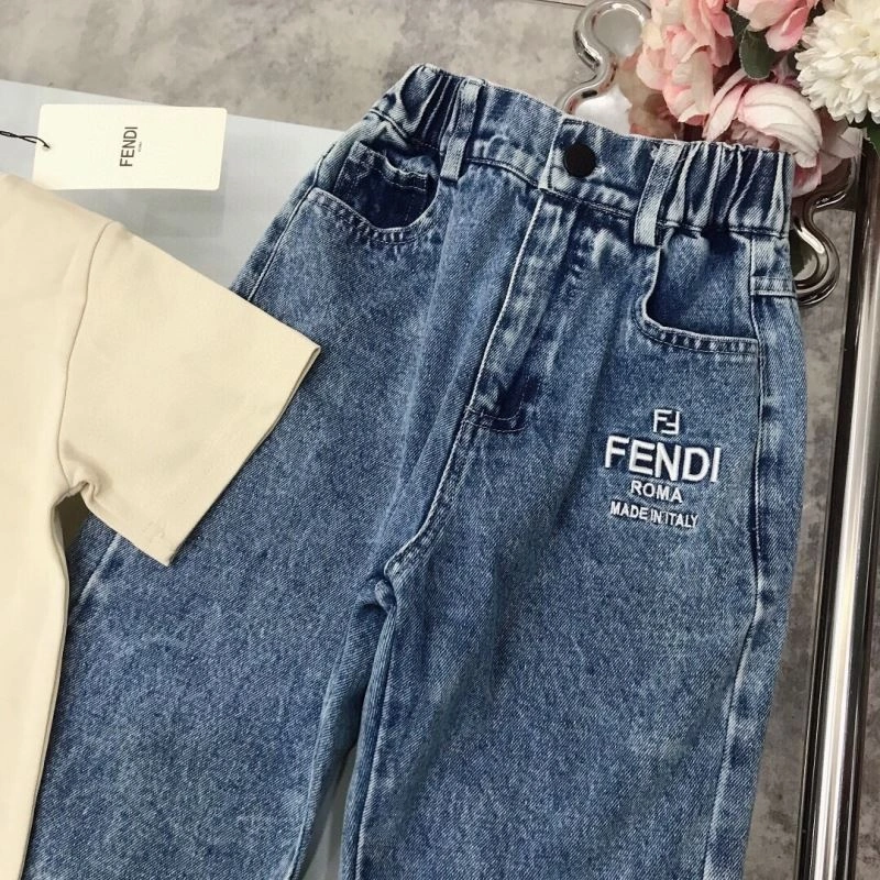 Practical Fendi Kids 121381