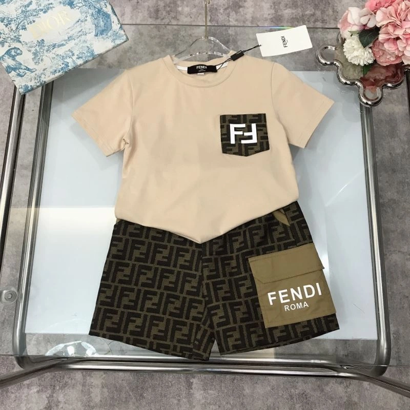 Fendi Kids Fashionable 121373