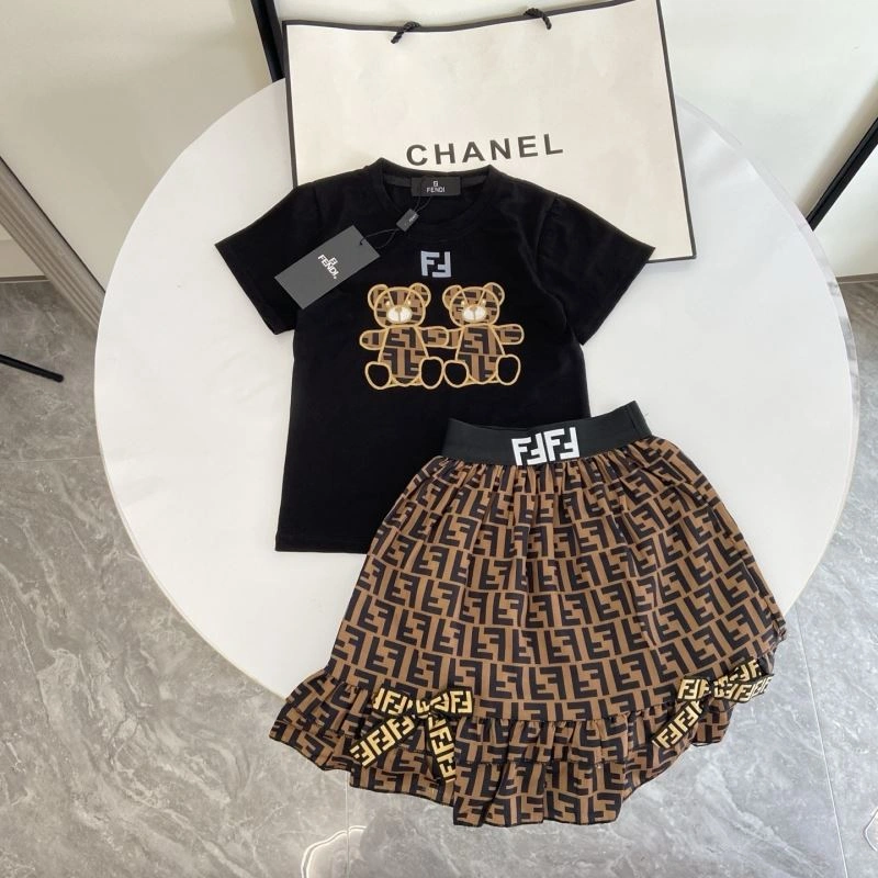 Fendi Kids Versatile 121344