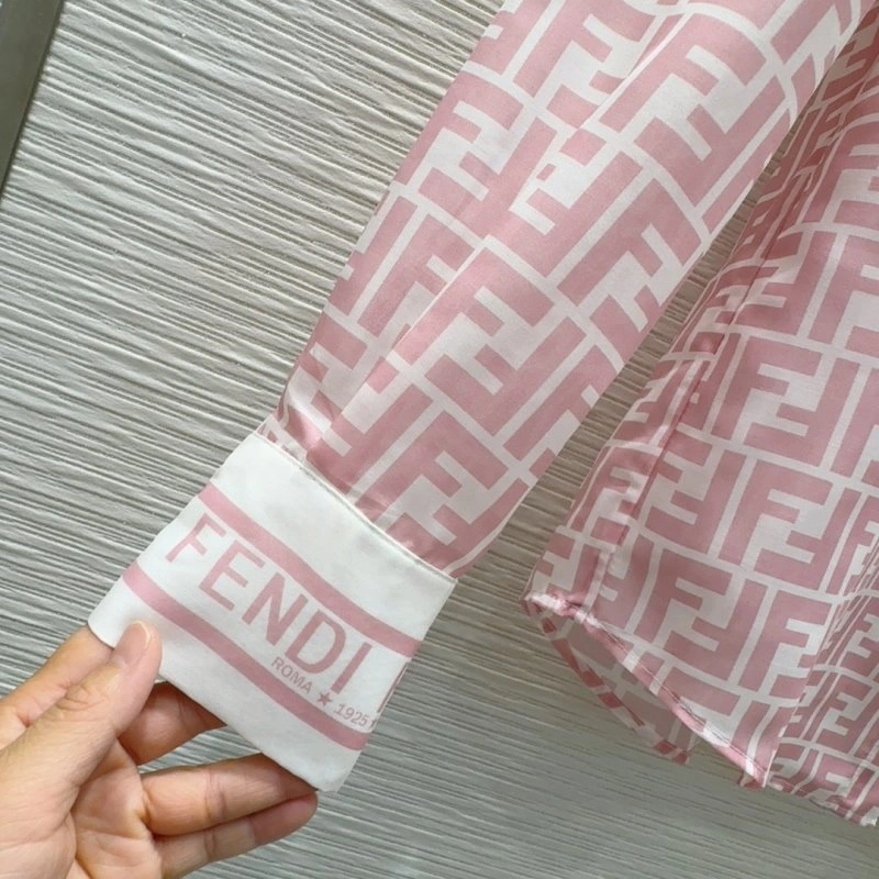 Trendsetting Fendi Long Suits 120600