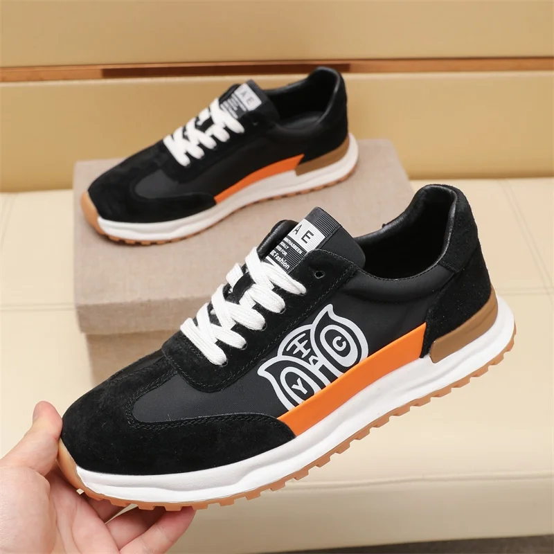 Fendi Low Shoes Elegant 23231